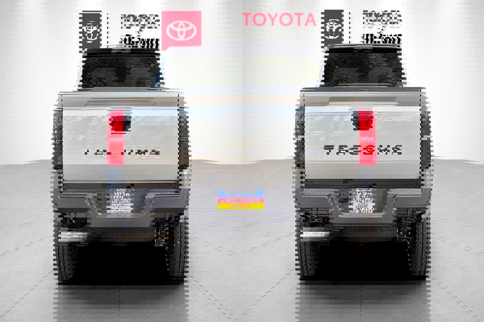 New 2025 Toyota Tacoma SR image 5