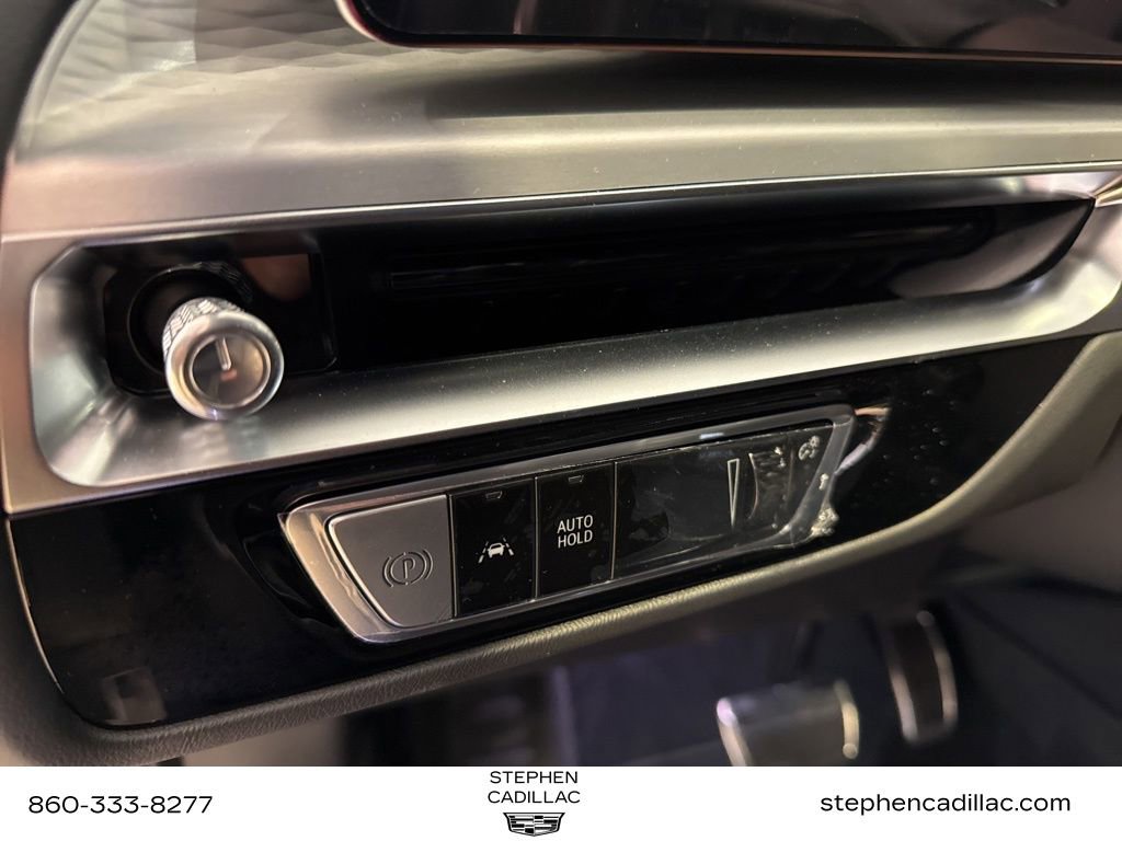 New 2026 Cadillac Lyriq V image 15