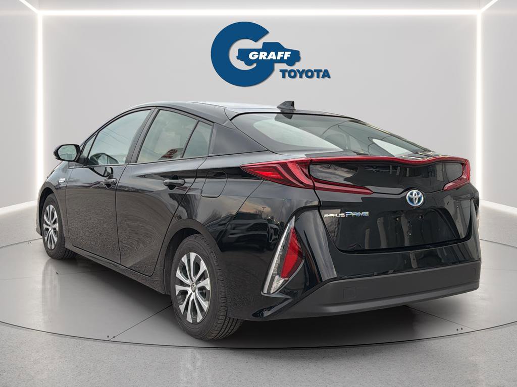 Used 2021 Toyota Prius Prime LE image 5