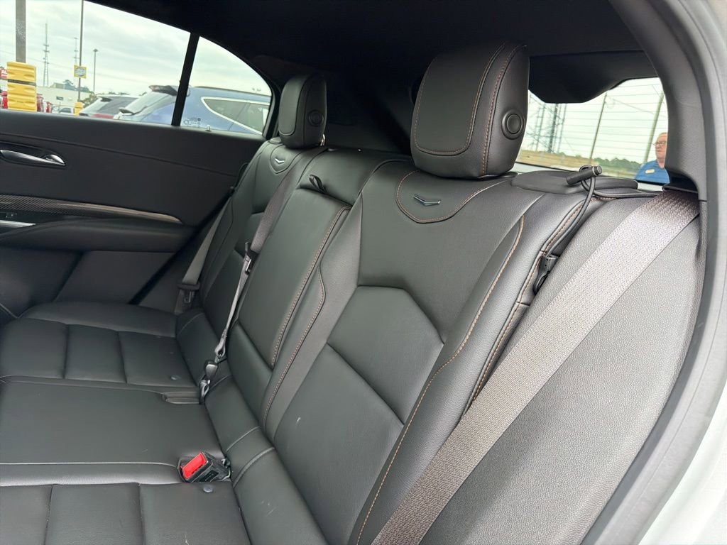 Used 2019 Cadillac XT4 Sport w/ Cold Weather Package AWD/4WD image 15