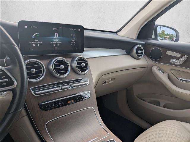 Used 2021 Mercedes-Benz GLC 300 4MATIC image 17