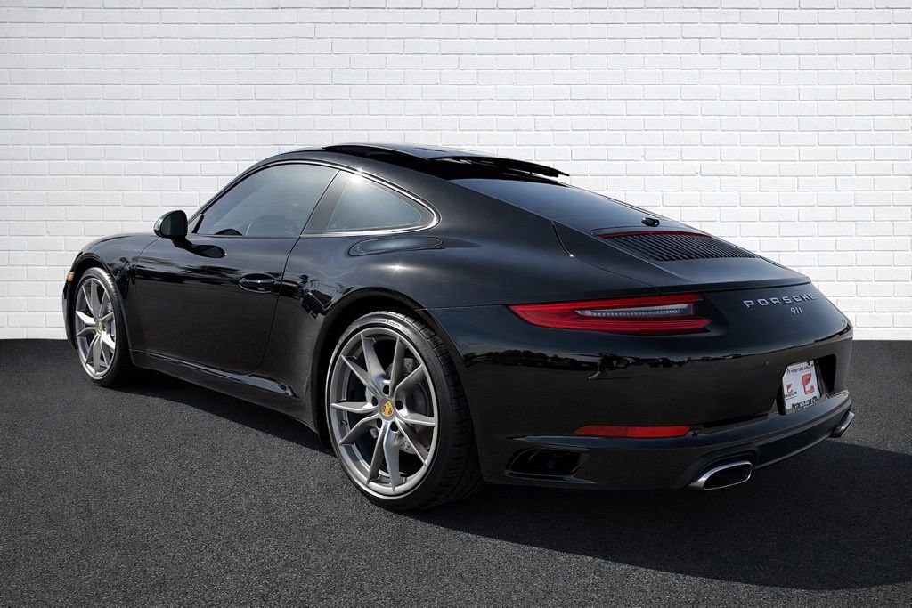 Used 2019 Porsche 911 Carrera image 6