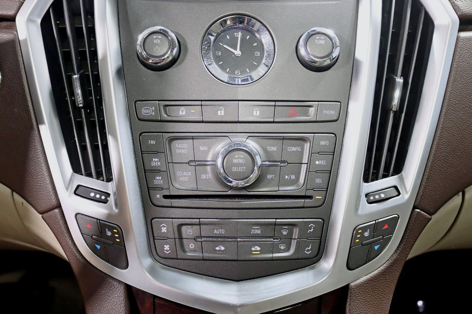 Used 2010 Cadillac SRX Luxury AWD/4WD image 20