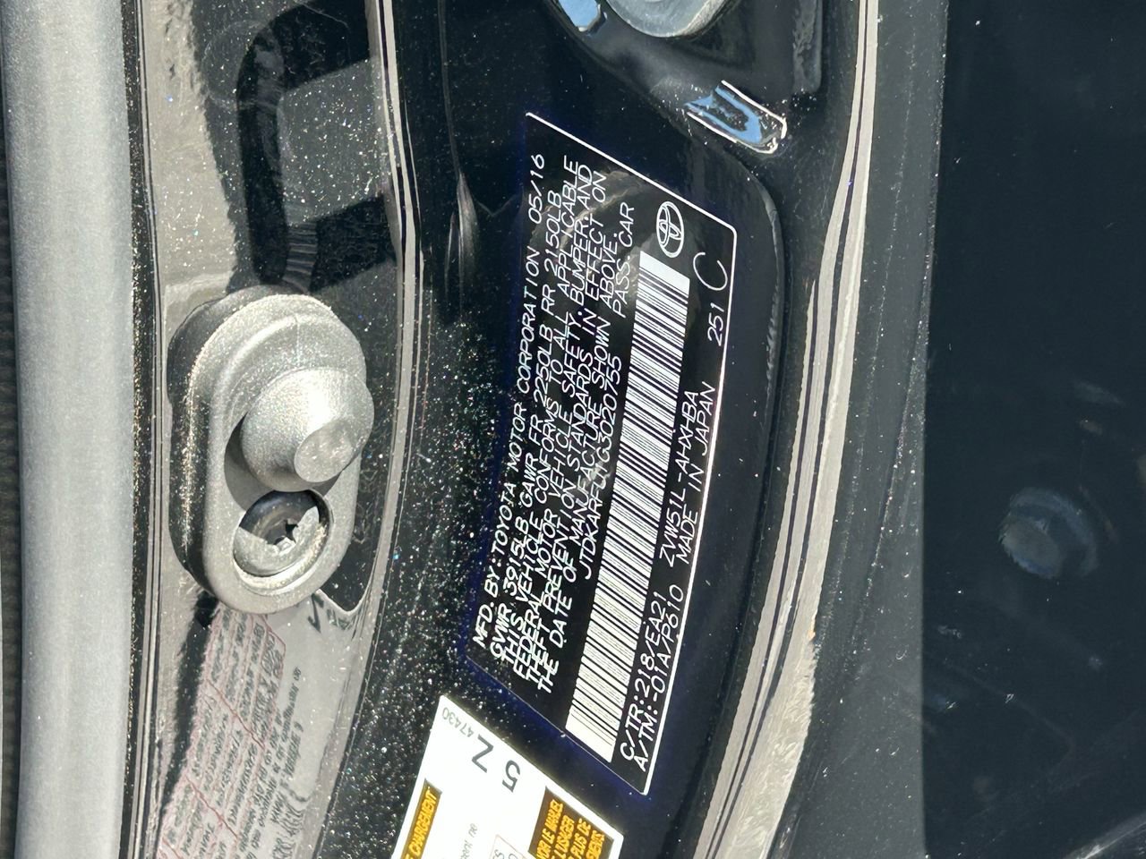 Used 2016 Toyota Prius Three Touring w/ Preferred Accessory Package image 13