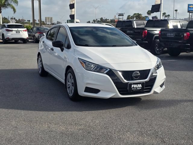 Used 2020 Nissan Versa S FWD image 4
