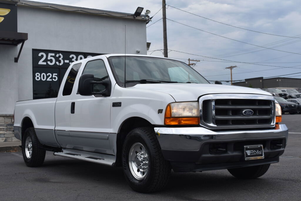 Used 2001 Ford F250 Lariat RWD image 3