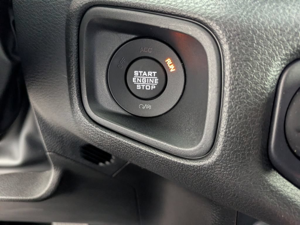 New 2026 Jeep Gladiator Sport AWD/4WD image 22