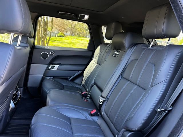 Used 2017 Land Rover Range Rover Sport HSE image 17