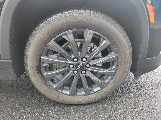 Used 2023 Chevrolet Traverse RS image 5