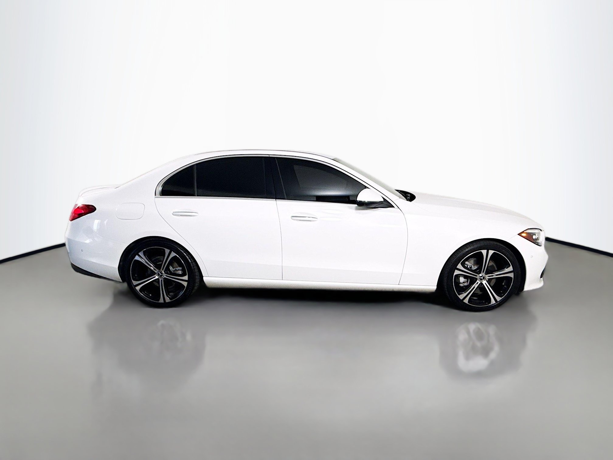 Used 2022 Mercedes-Benz C 300 Sedan w/ Exclusive Trim Package image 11
