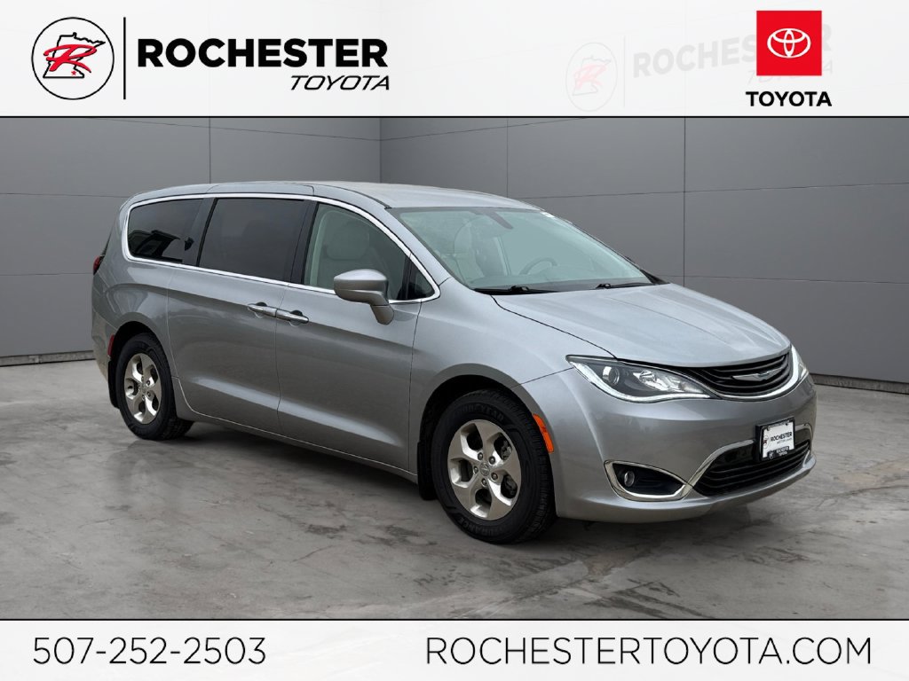 Used 2019 Chrysler Pacifica Touring Plus