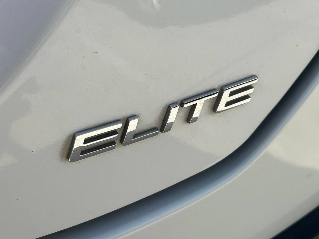 Used 2023 Honda Pilot Elite image 14