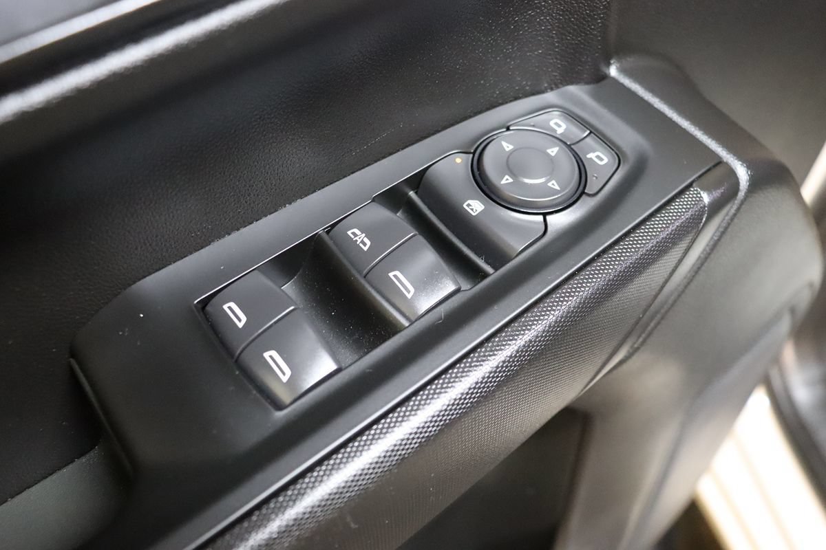 Used 2026 Chevrolet Silverado 1500 Custom w/ Turbomax Blackout Package AWD/4WD image 37