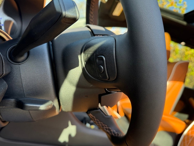 New 2026 Chrysler Pacifica Pinnacle image 16