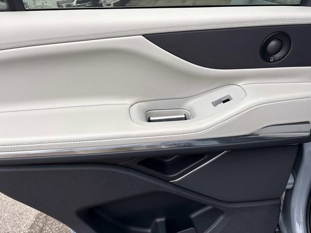 New 2026 Lincoln Navigator Premiere image 20