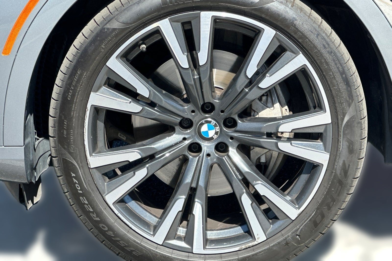 Used 2024 BMW X7 xDrive40i AWD/4WD image 13