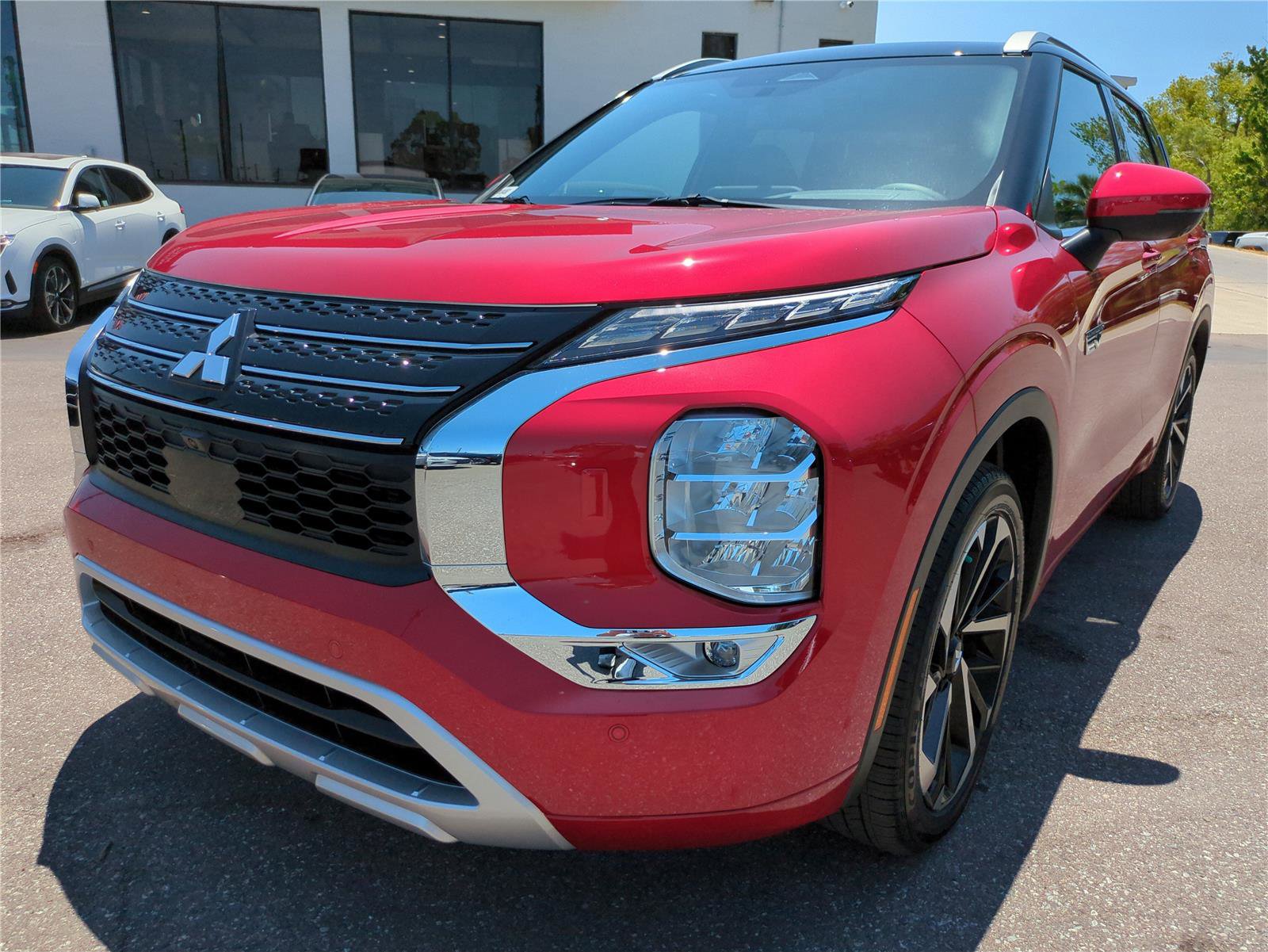 New 2025 Mitsubishi Outlander SEL image 8