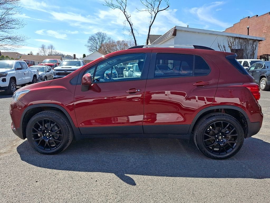 Used 2022 Chevrolet Trax LT w/ Driver Confidence Package image 5
