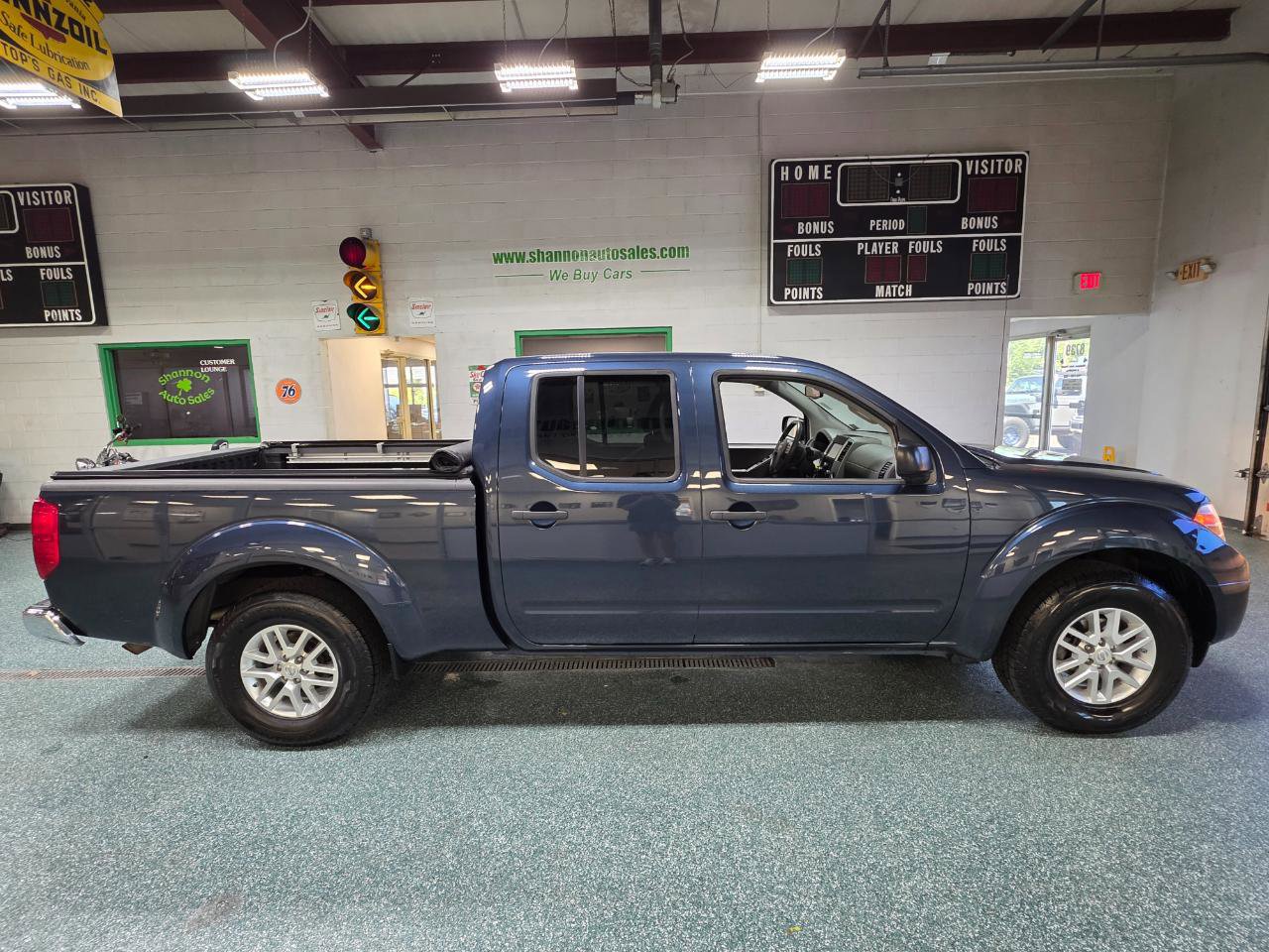 Used 2019 Nissan Frontier SV RWD image 5