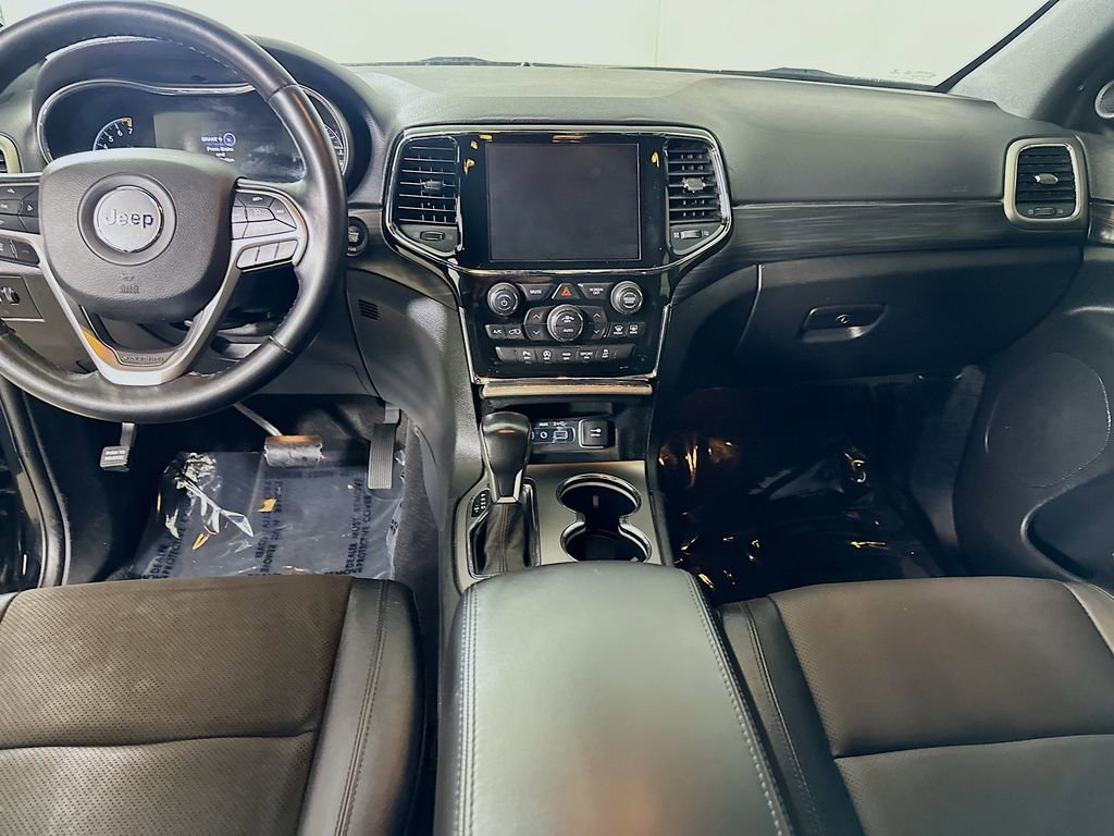 Used 2020 Jeep Grand Cherokee Altitude image 18