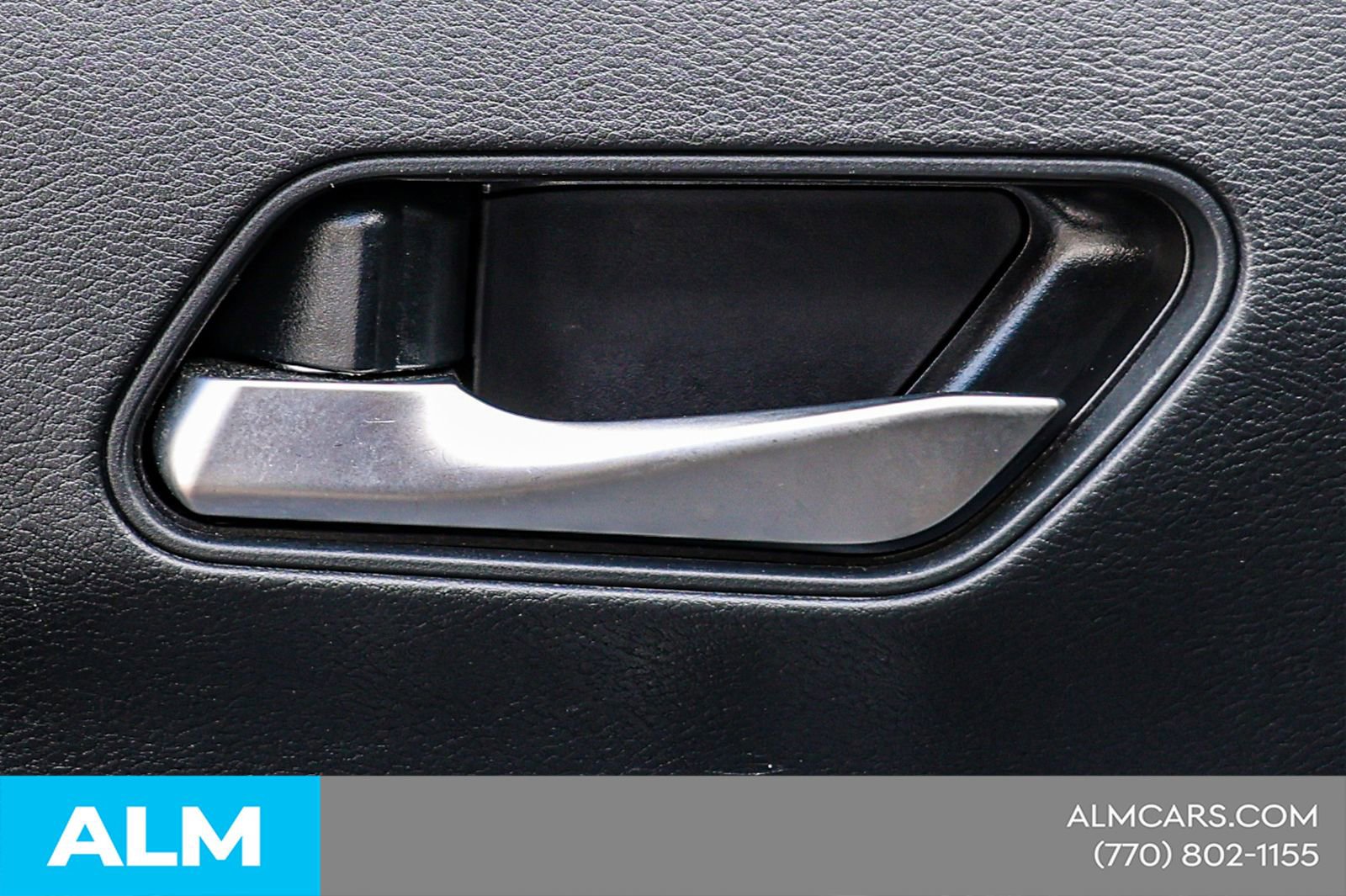 Used 2025 Nissan Kicks SR image 42