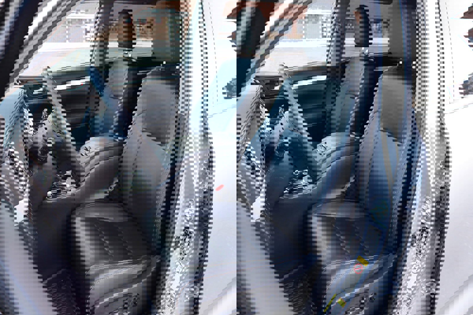 Used 2015 Toyota Highlander XLE image 12