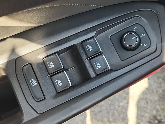 Used 2023 Volkswagen Atlas SEL R-Line AWD/4WD image 23