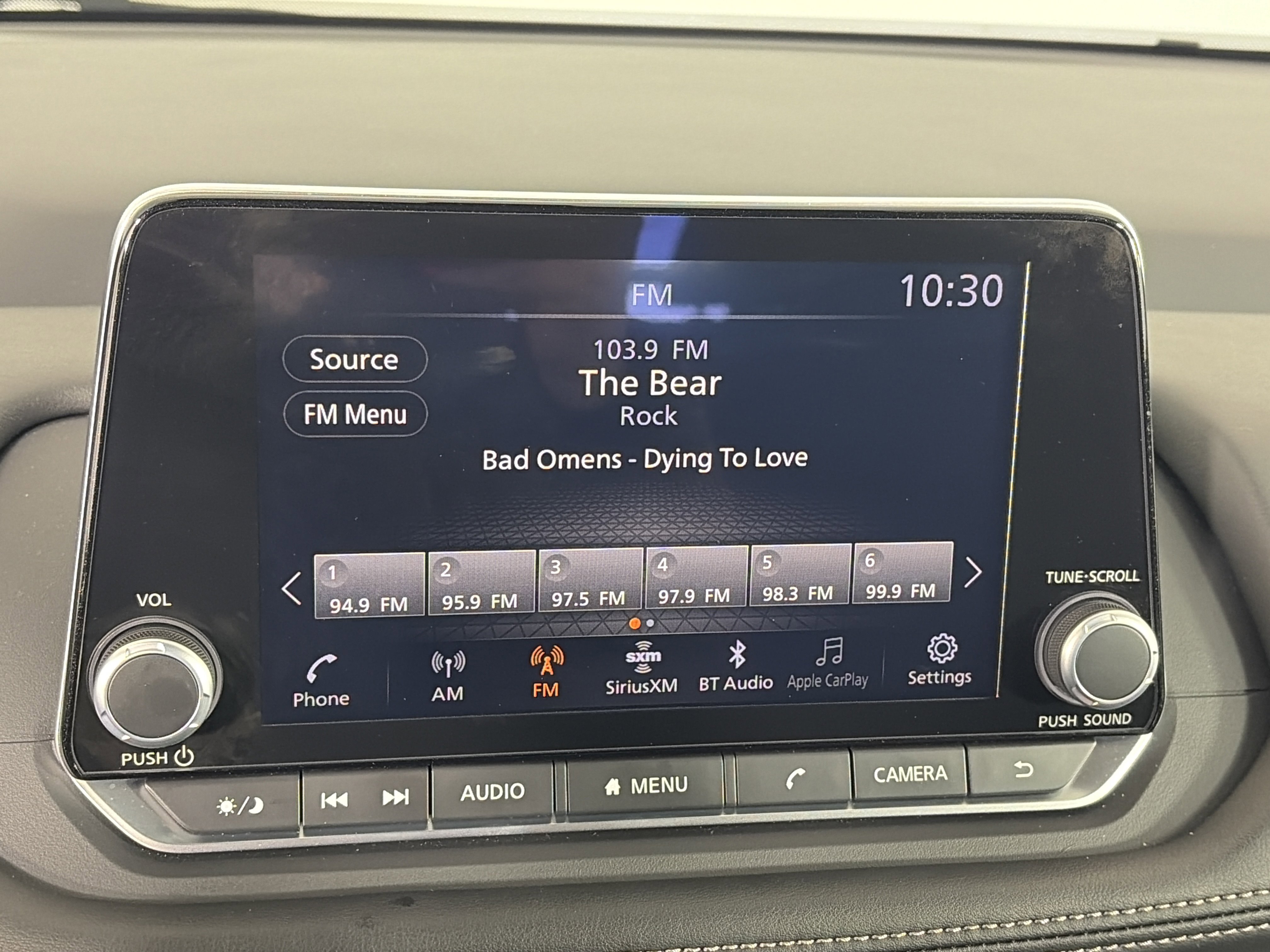 Certified 2025 Nissan Rogue SV image 19