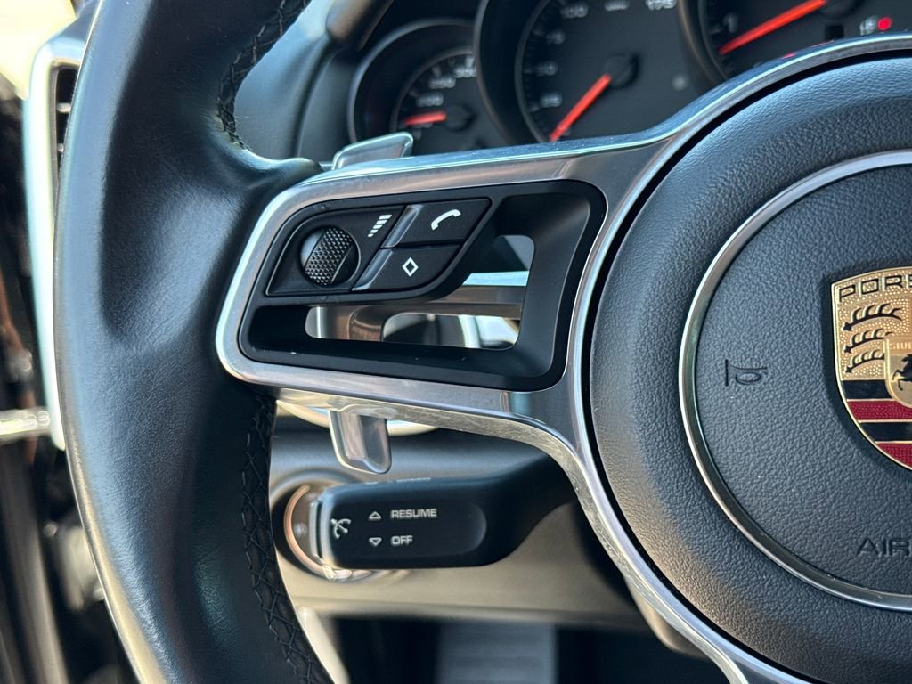 Used 2016 Porsche Cayenne AWD/4WD image 15