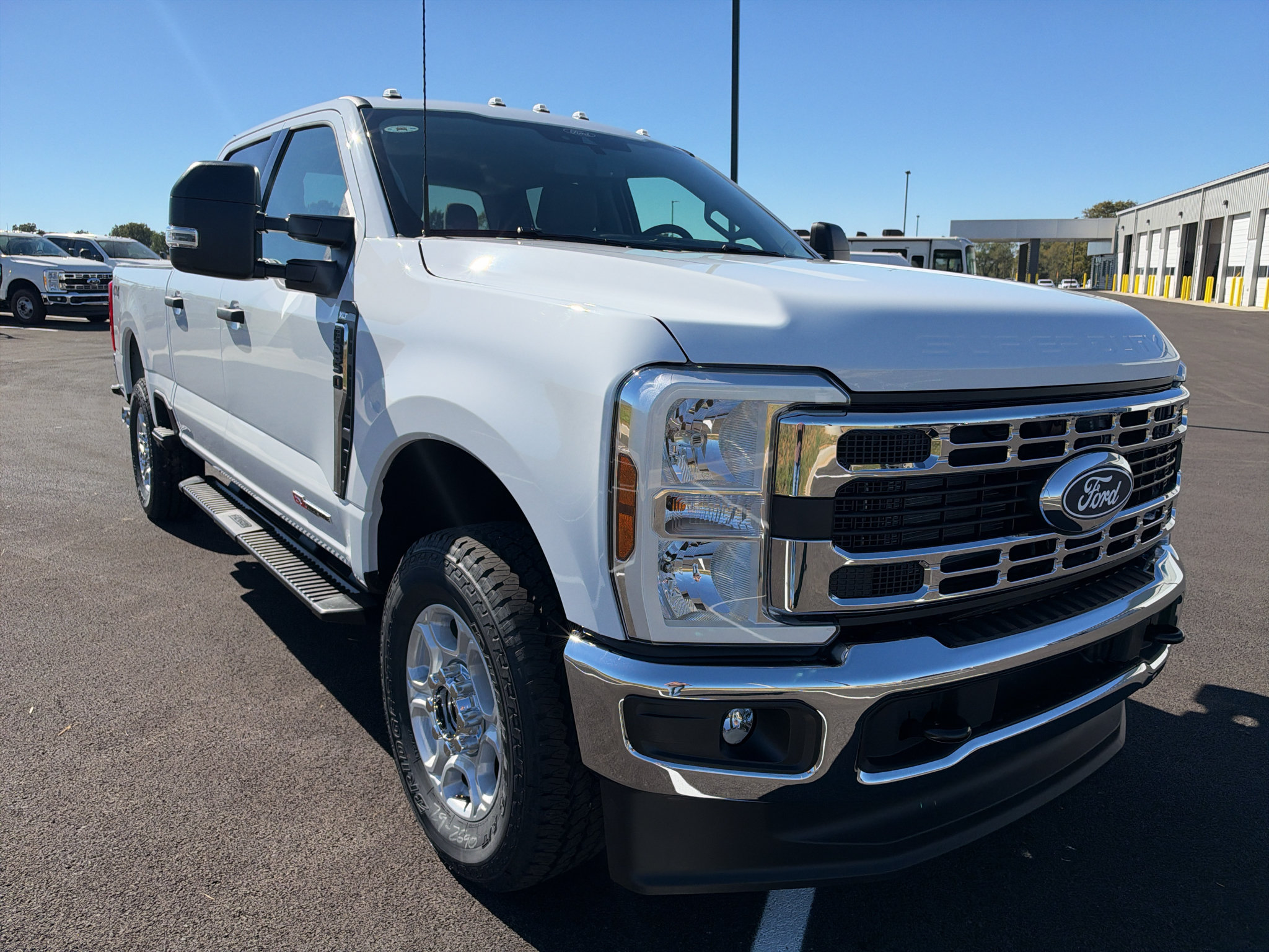 New 2027 Ford F250 XLT AWD/4WD image 3
