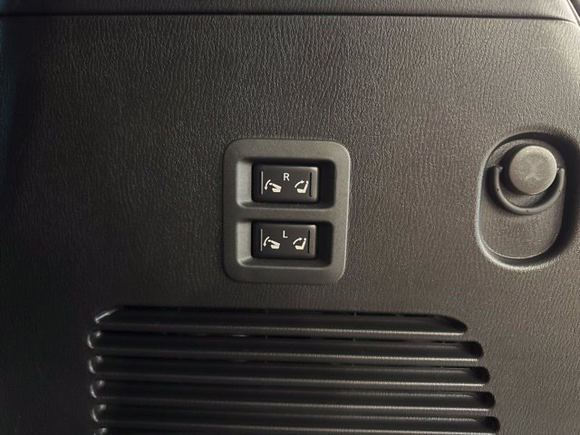 Used 2023 INFINITI QX80 Sensory w/ All-Season Package AWD/4WD image 17