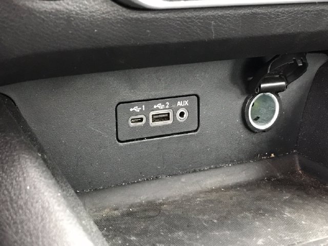 Used 2025 Nissan Altima 2.5 SV FWD image 34