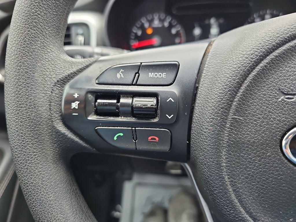 Used 2017 Kia Sorento FWD image 21