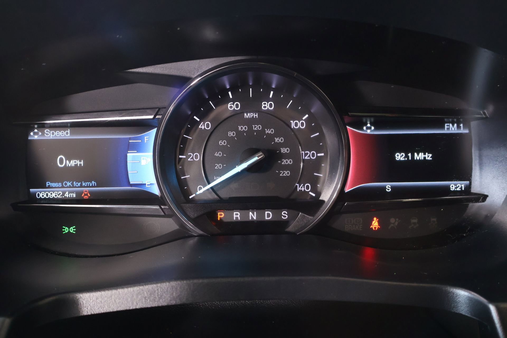 Used 2018 Ford Explorer Limited FWD image 4
