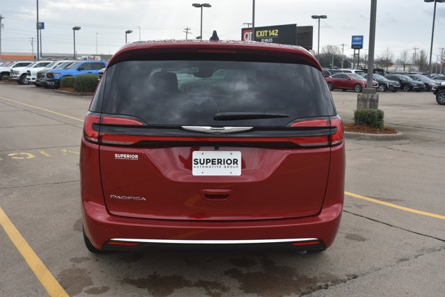 New 2026 Chrysler Pacifica Select image 6