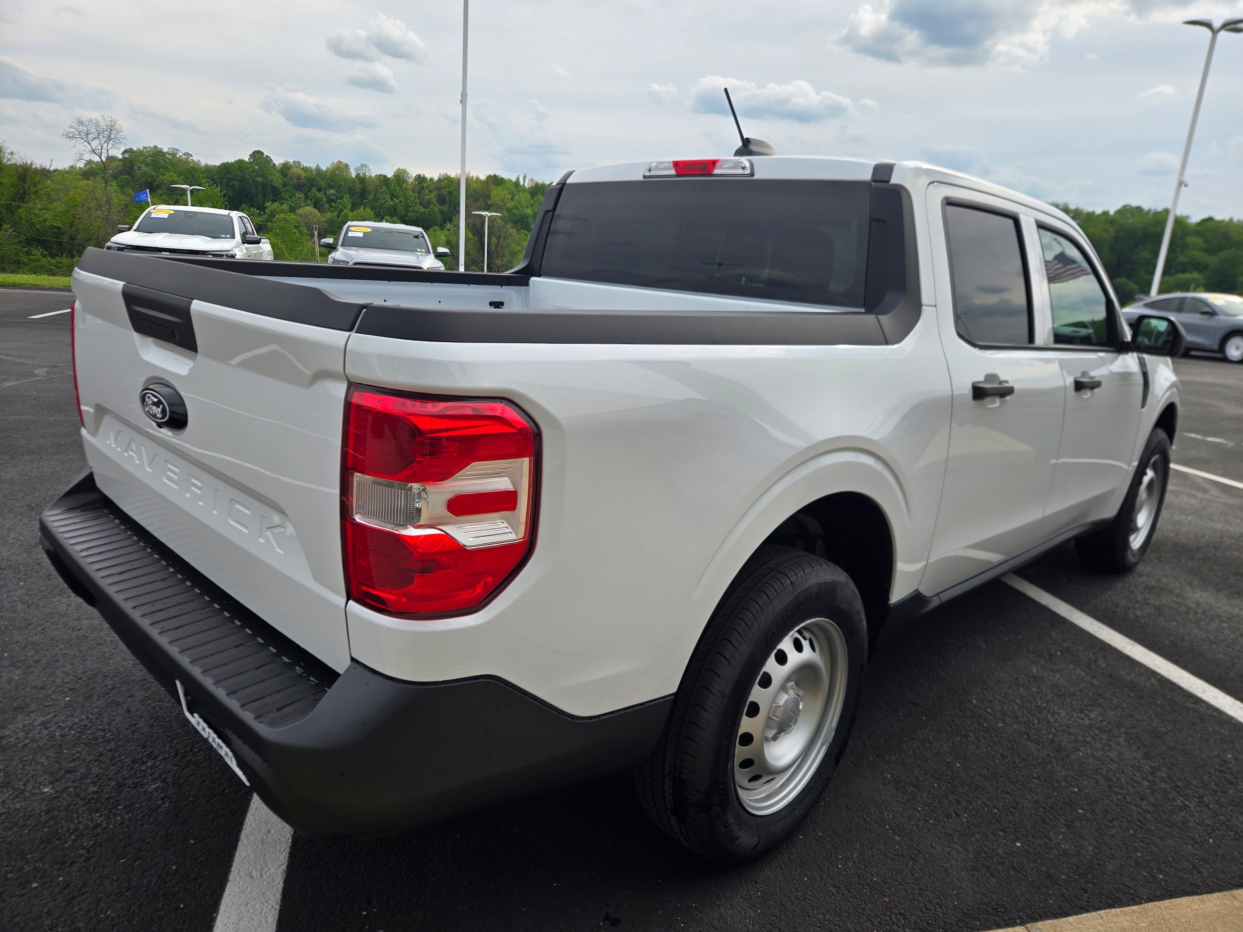 New 2026 Ford Maverick XL FWD image 5