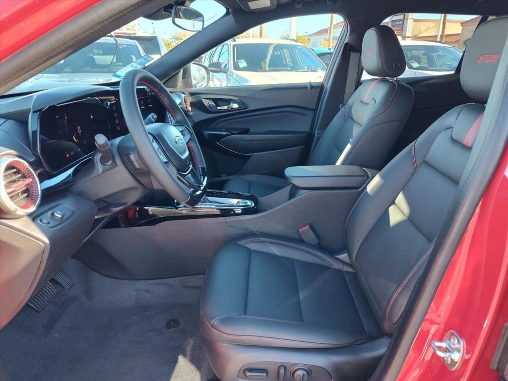 New 2026 Chevrolet Trax RS w/ Driver Confidence Package image 6