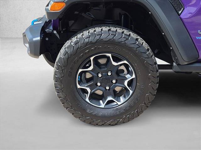 Used 2023 Jeep Wrangler Unlimited Rubicon 4xe w/ Cold Weather Group AWD/4WD image 24