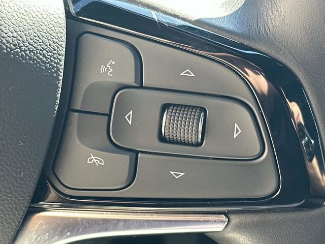 Used 2023 Buick Enclave Avenir w/ Avenir Technology Package FWD image 24