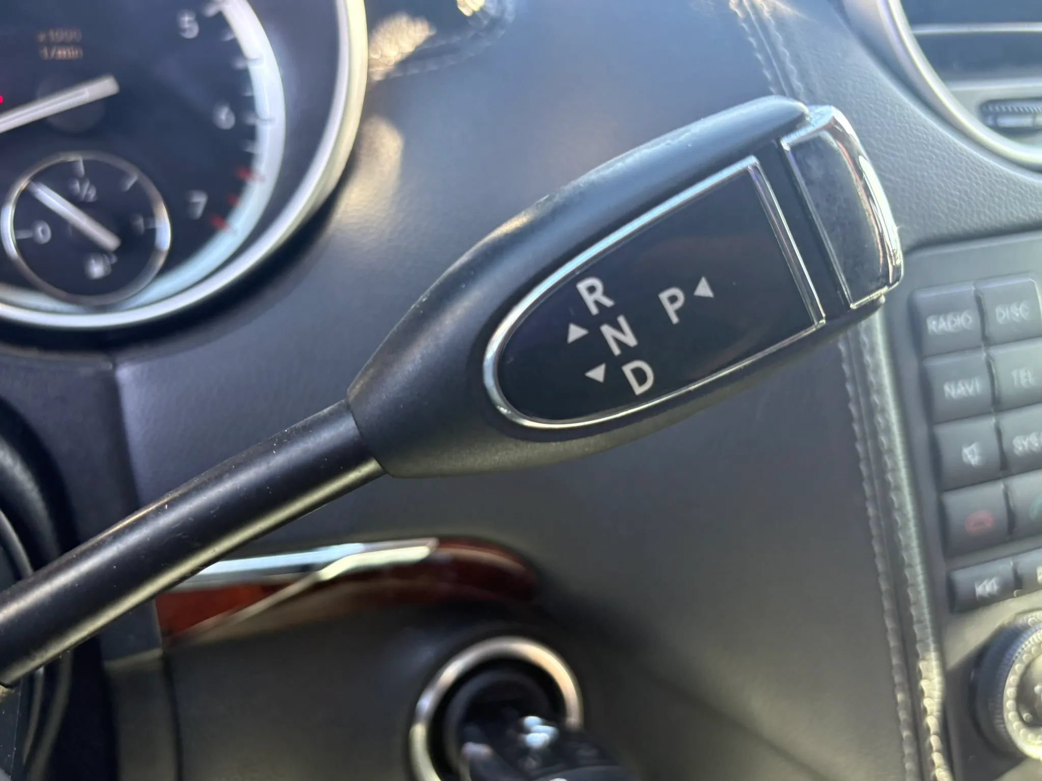 Used 2012 Mercedes-Benz GL 450 4MATIC image 29