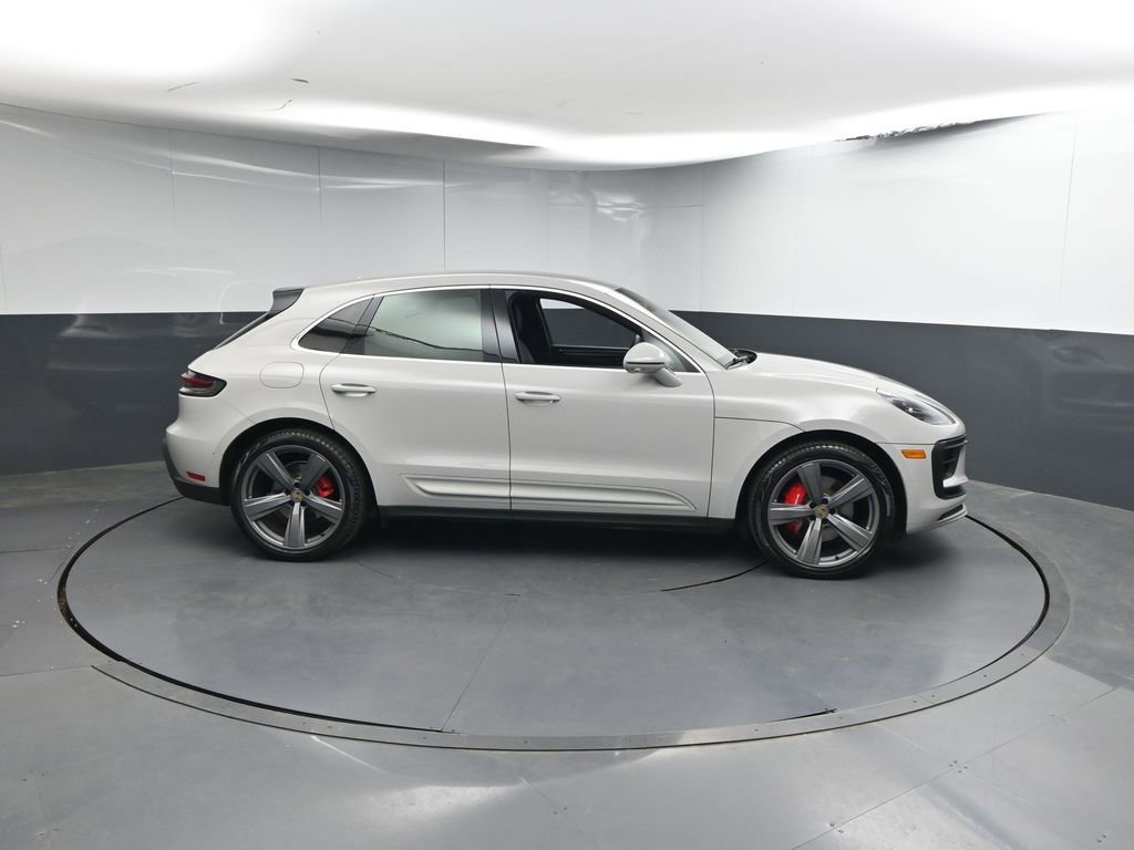 Certified 2023 Porsche Macan S image 26