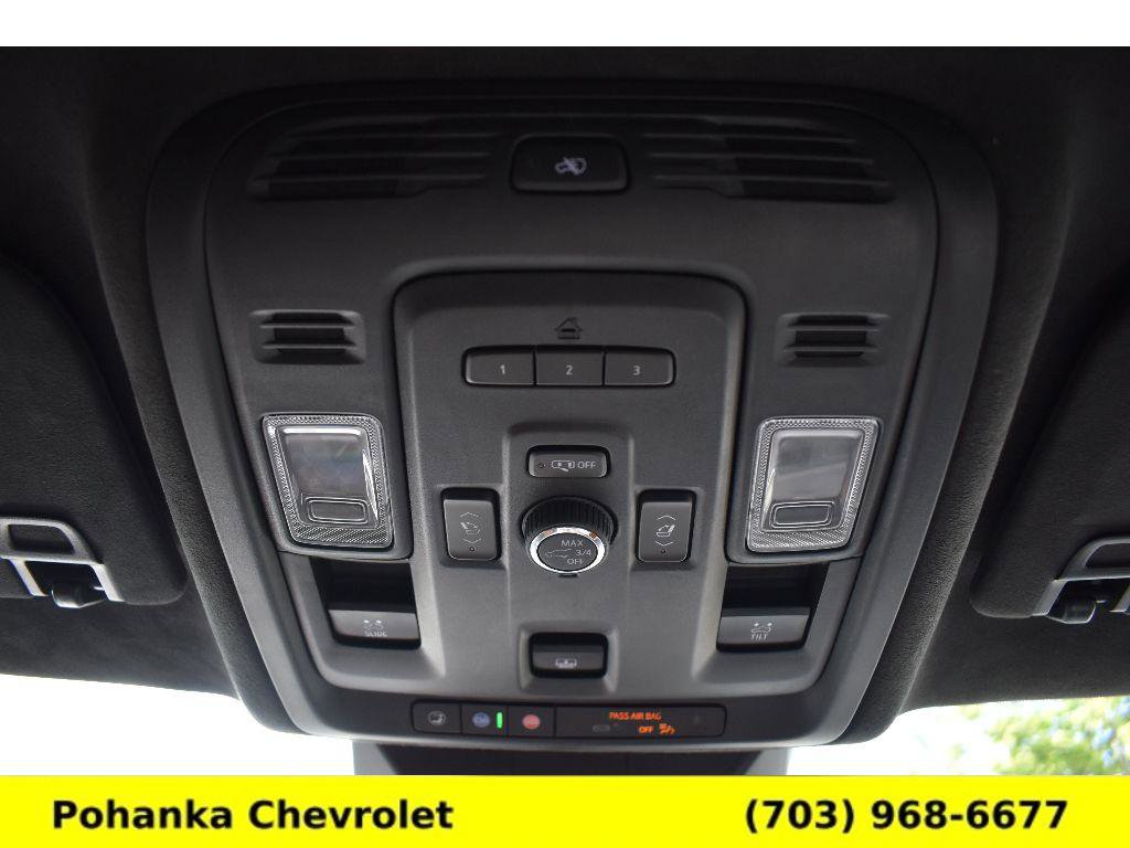 Used 2021 Cadillac Escalade ESV Sport Platinum w/ LPO, ONYX Package AWD/4WD image 20