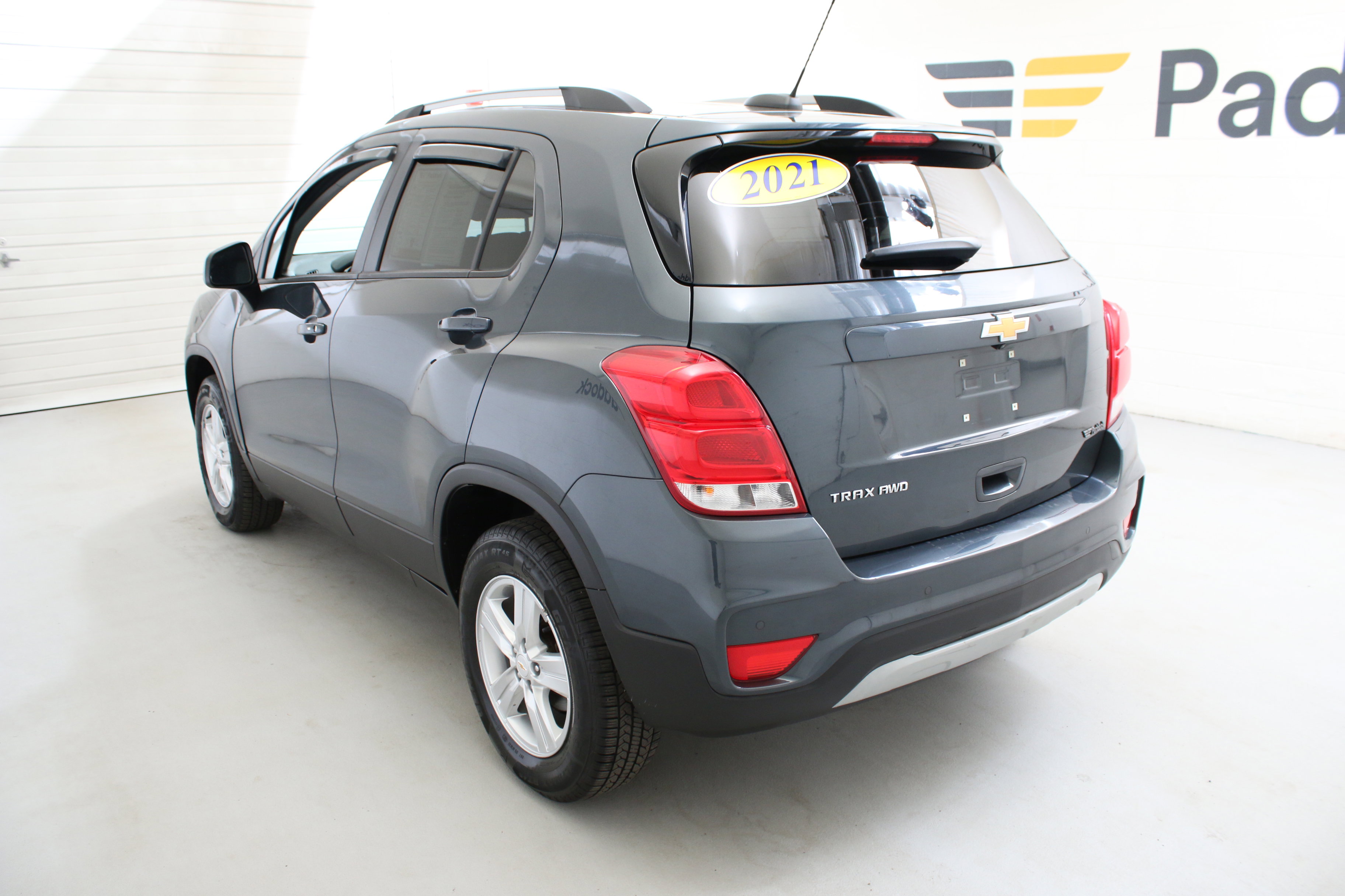 Used 2021 Chevrolet Trax LT w/ Driver Confidence Package AWD/4WD image 6