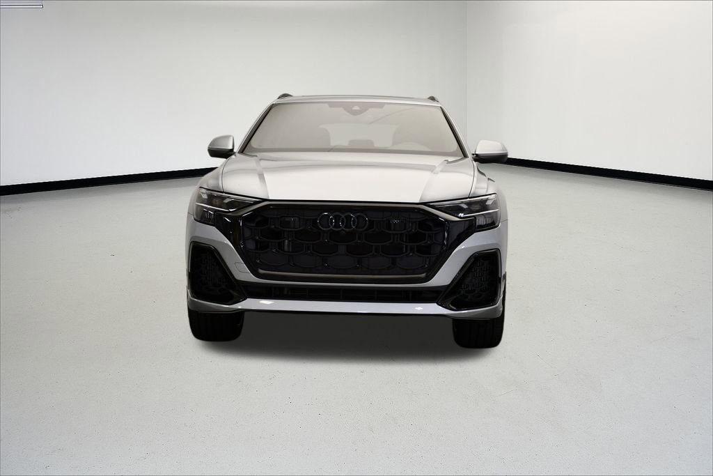Used 2025 Audi Q8 Premium Plus image 8