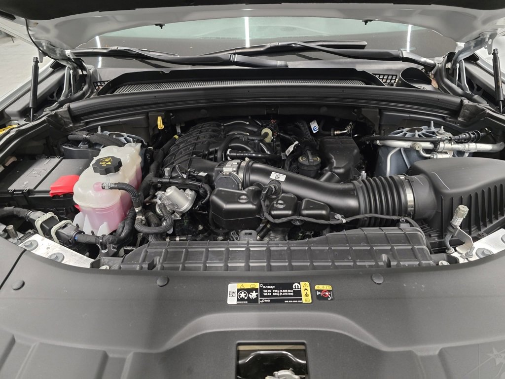 Used 2024 Jeep Grand Cherokee L Laredo w/ Luxury Tech Group I image 11