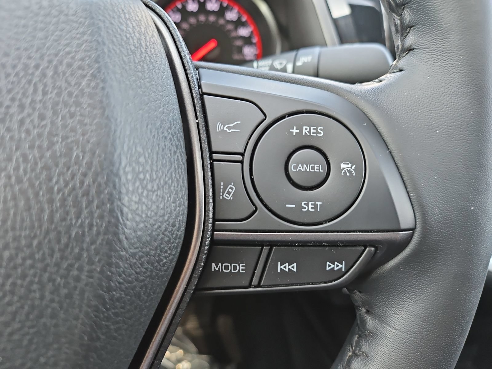 Used 2021 Toyota Camry XSE FWD image 23