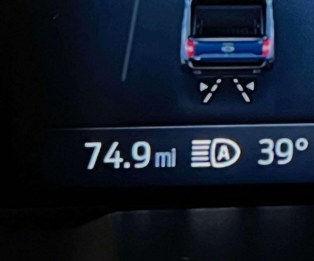 Used 2025 Ford Maverick XLT w/ Equipment Group 302A image 13