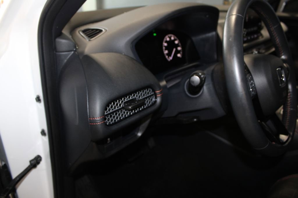 Used 2023 Honda HR-V Sport image 11