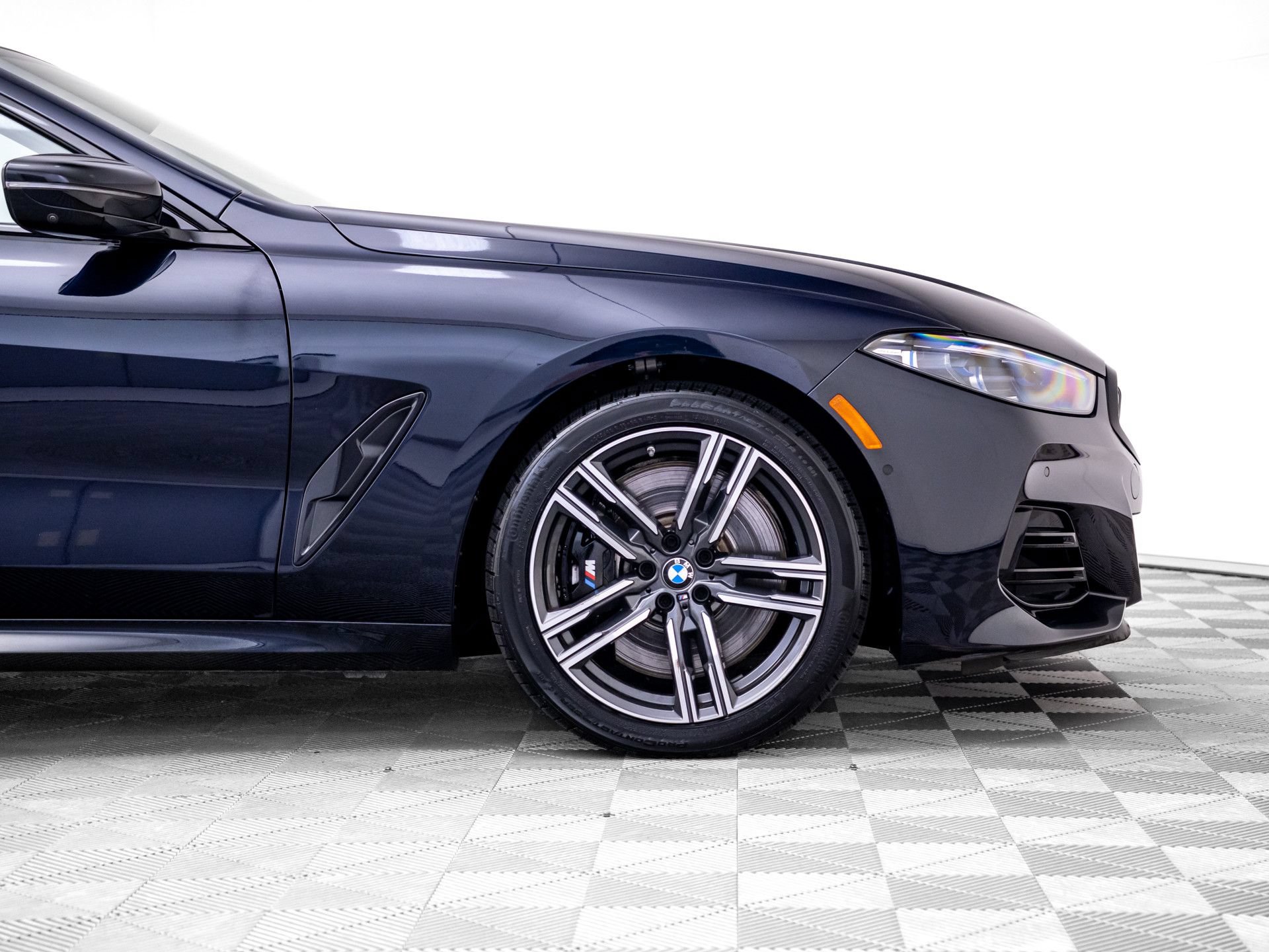 Certified 2025 BMW M850i xDrive w/ M Sport Professional Package AWD/4WD image 39