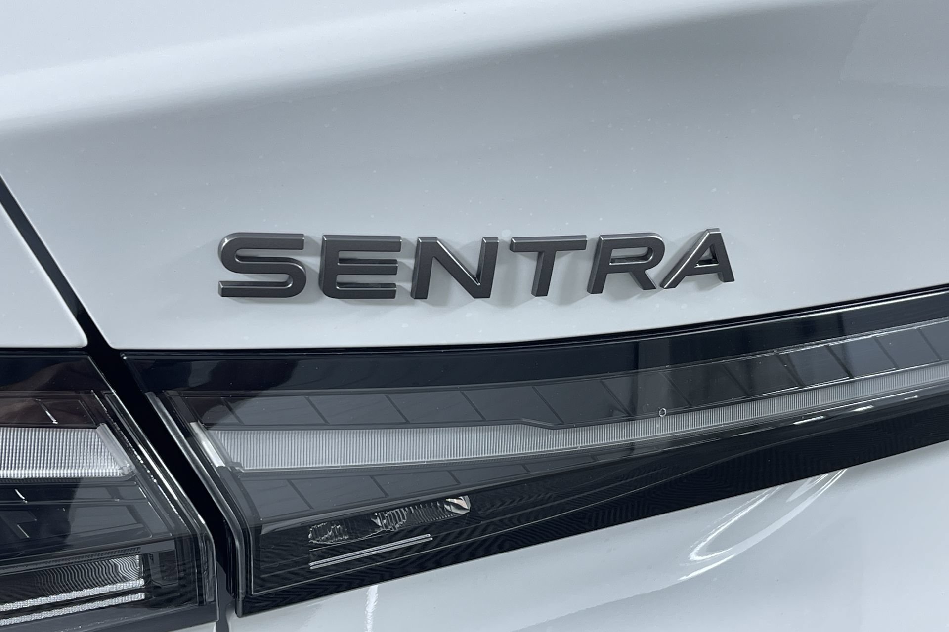 New 2027 Nissan Sentra SV w/ SV Convenience Package FWD image 23